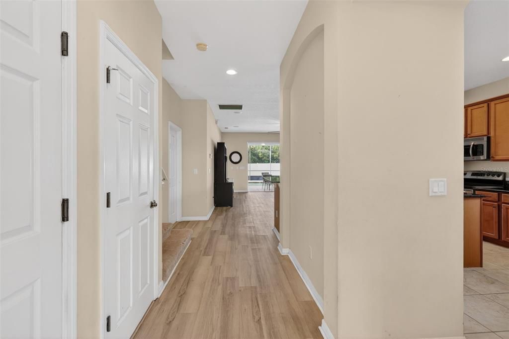 На продажу: $470,000 (4 спален, 2 ванн, 2849 Квадратных фут)