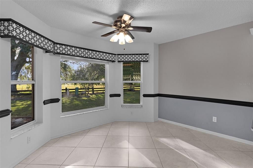 На продажу: $425,000 (3 спален, 2 ванн, 2062 Квадратных фут)