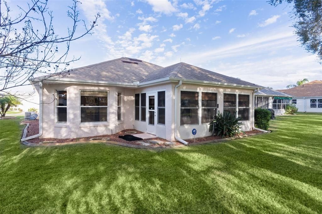 На продажу: $425,000 (3 спален, 2 ванн, 2062 Квадратных фут)