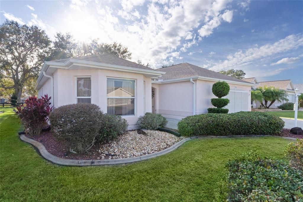 На продажу: $425,000 (3 спален, 2 ванн, 2062 Квадратных фут)