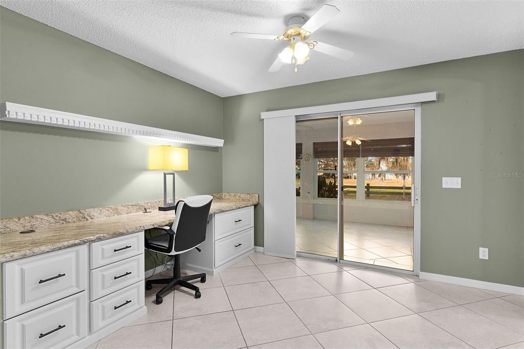 На продажу: $425,000 (3 спален, 2 ванн, 2062 Квадратных фут)