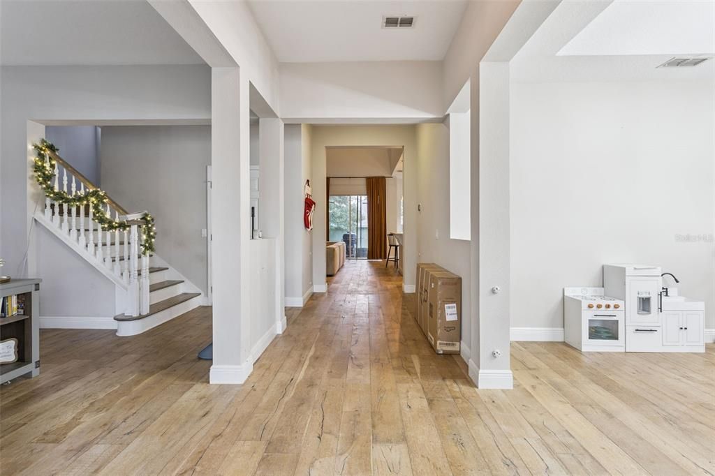 На продажу: $575,000 (4 спален, 4 ванн, 3459 Квадратных фут)