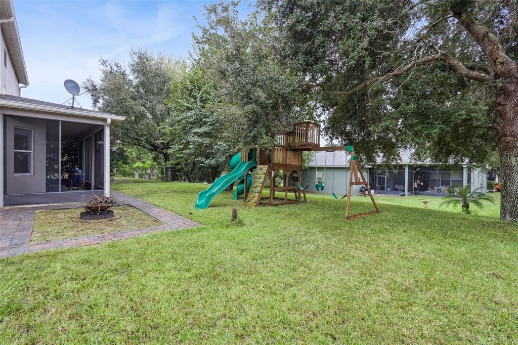 На продажу: $575,000 (4 спален, 4 ванн, 3459 Квадратных фут)