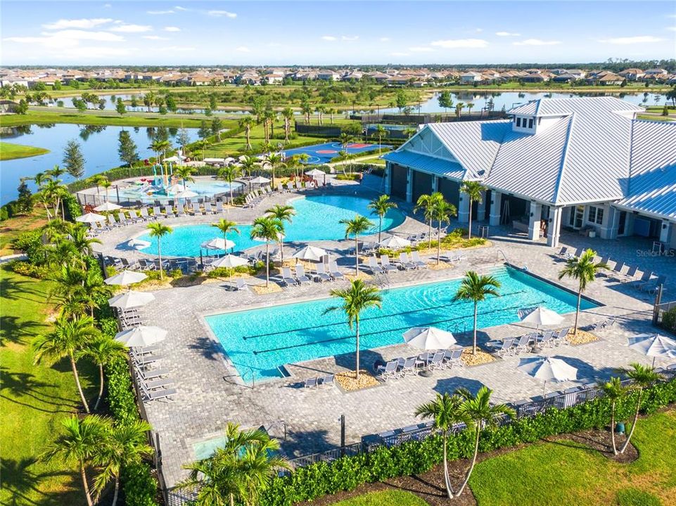 For Sale: $379,000 (3 beds, 2 baths, 1414 Square Feet)