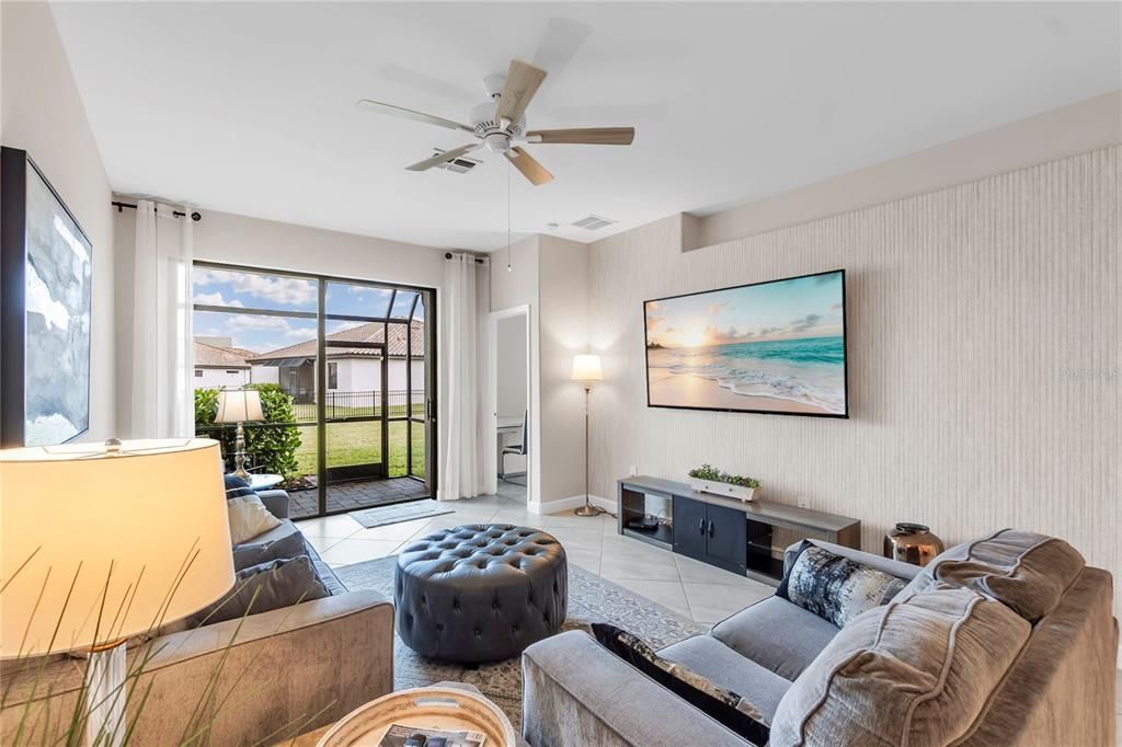 For Sale: $379,000 (3 beds, 2 baths, 1414 Square Feet)