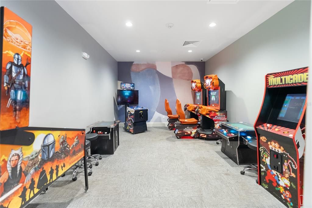 For Sale: $379,000 (3 beds, 2 baths, 1414 Square Feet)