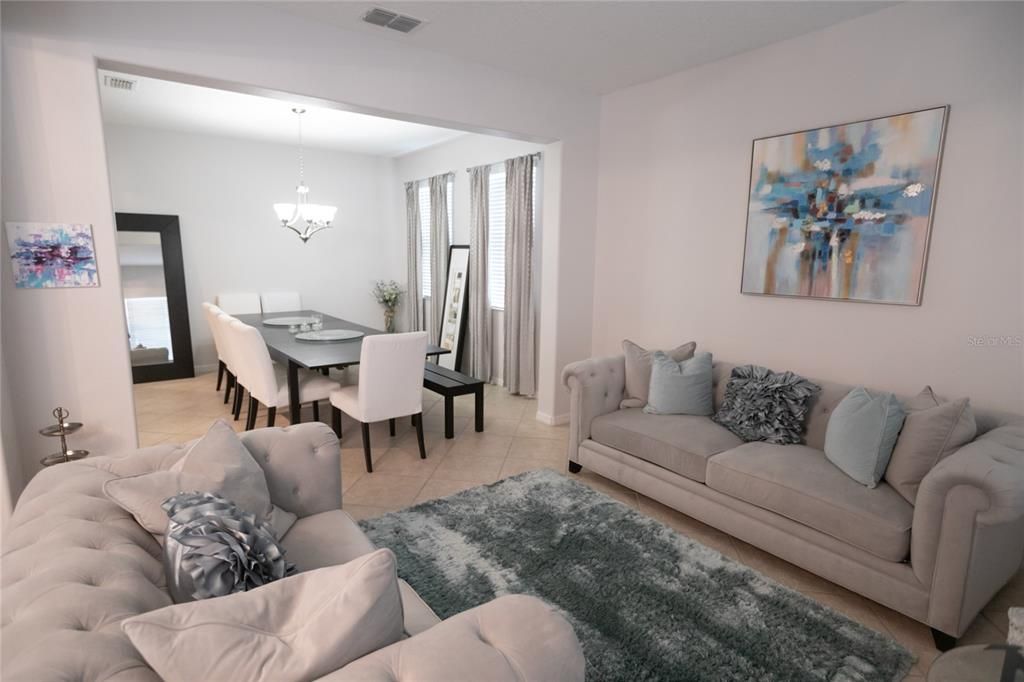 На продажу: $560,000 (4 спален, 3 ванн, 2812 Квадратных фут)