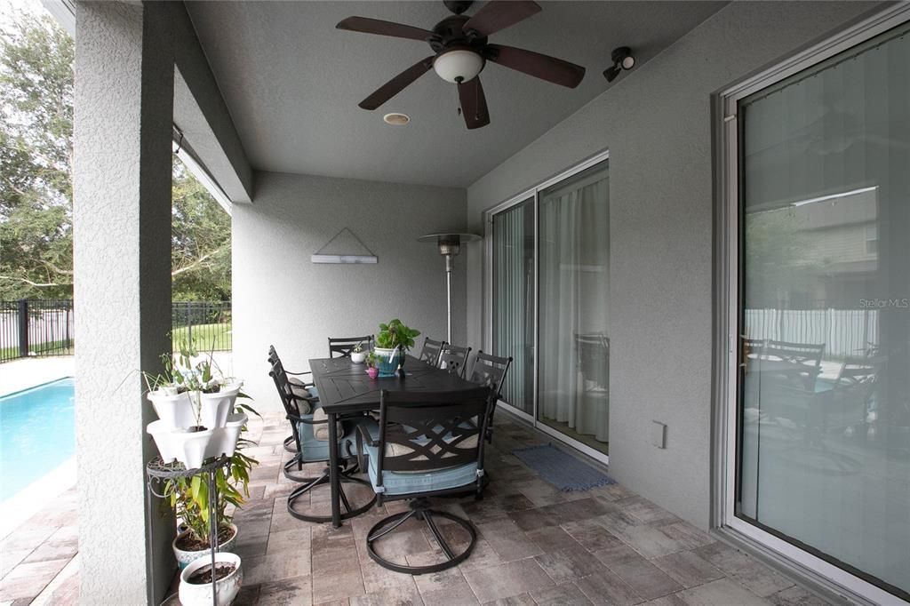 На продажу: $560,000 (4 спален, 3 ванн, 2812 Квадратных фут)