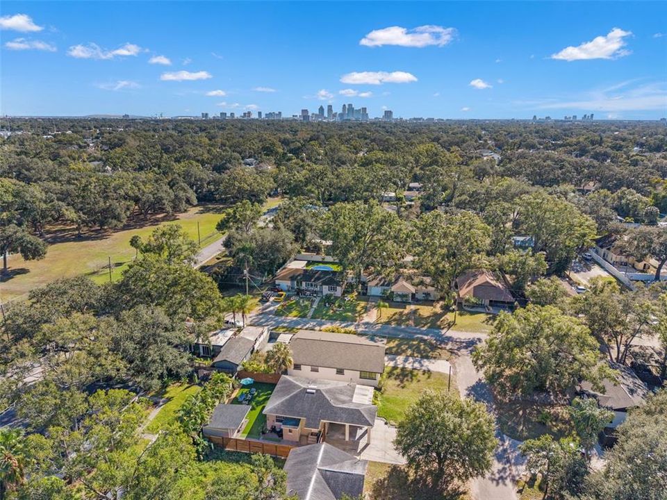 На продажу: $365,000 (2 спален, 1 ванн, 1012 Квадратных фут)