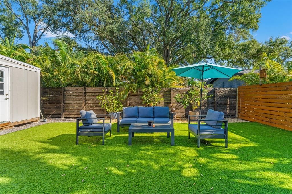 На продажу: $365,000 (2 спален, 1 ванн, 1012 Квадратных фут)