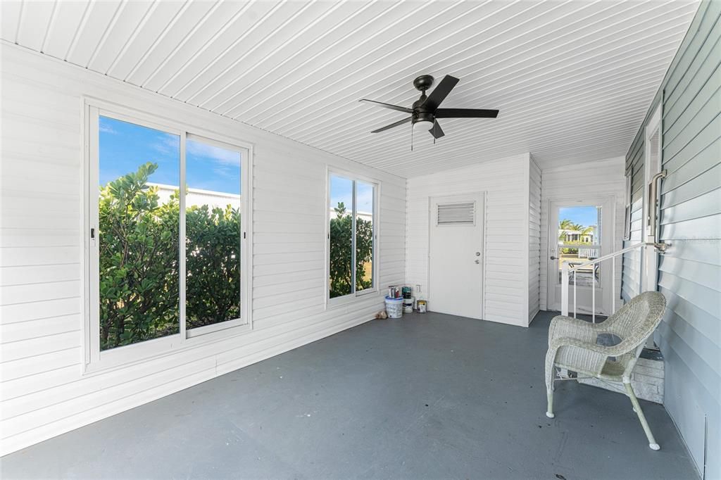 待售: $136,000 (2 贝兹, 1 浴室, 624 平方英尺)