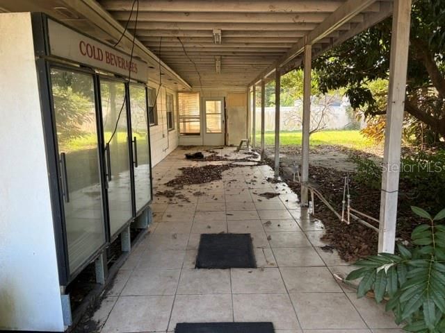 En Venta: $375,000 (4 camas, 2 baños, 1724 Pies cuadrados)