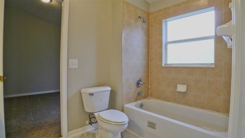 В аренду: $2,000 (3 спален, 2 ванн, 1485 Квадратных фут)