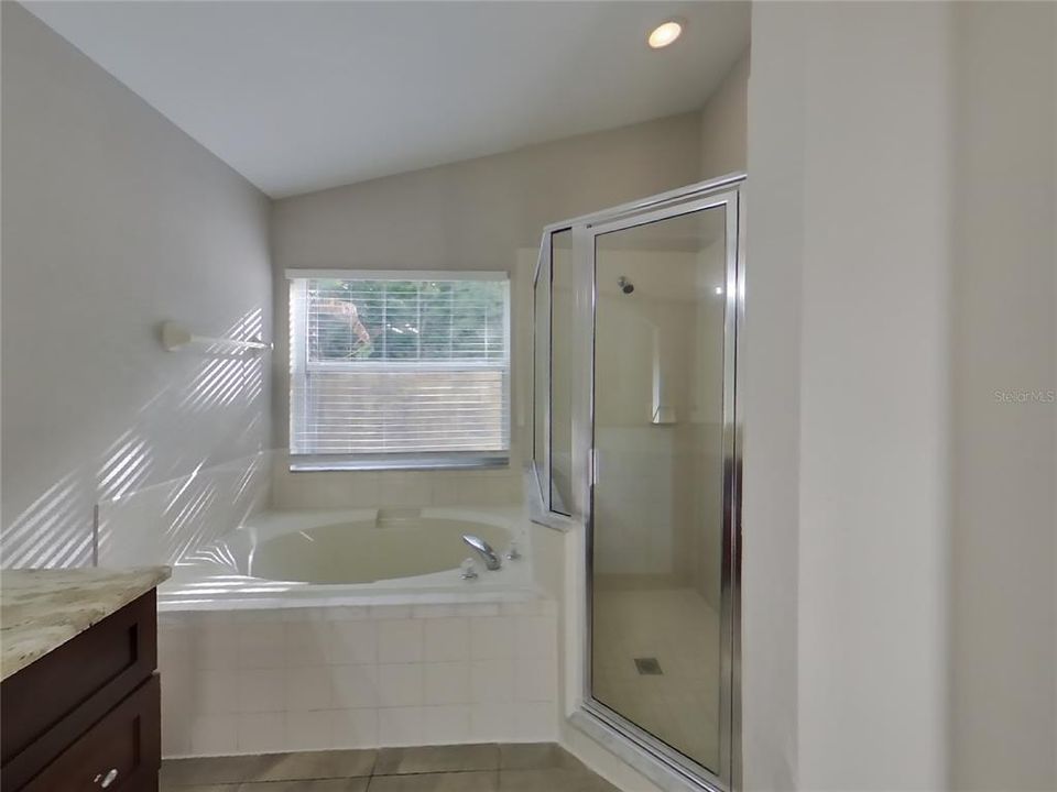 For Rent: $2,169 (3 beds, 2 baths, 1481 Square Feet)