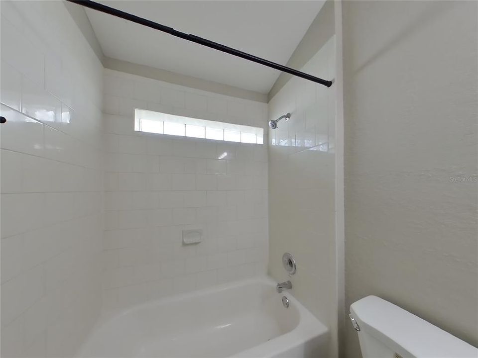 For Rent: $2,169 (3 beds, 2 baths, 1481 Square Feet)