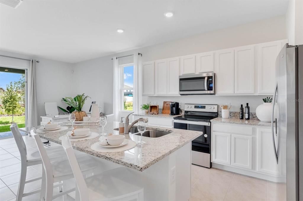 For Rent: $2,100 (3 beds, 3 baths, 1758 Square Feet)