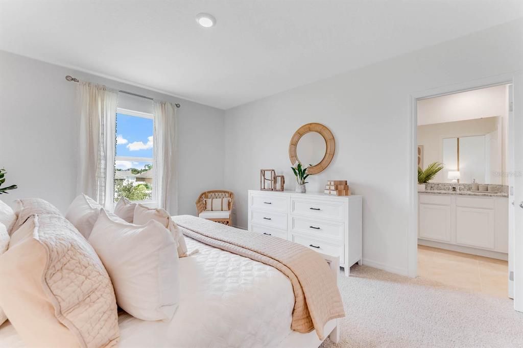 For Rent: $2,100 (3 beds, 3 baths, 1758 Square Feet)