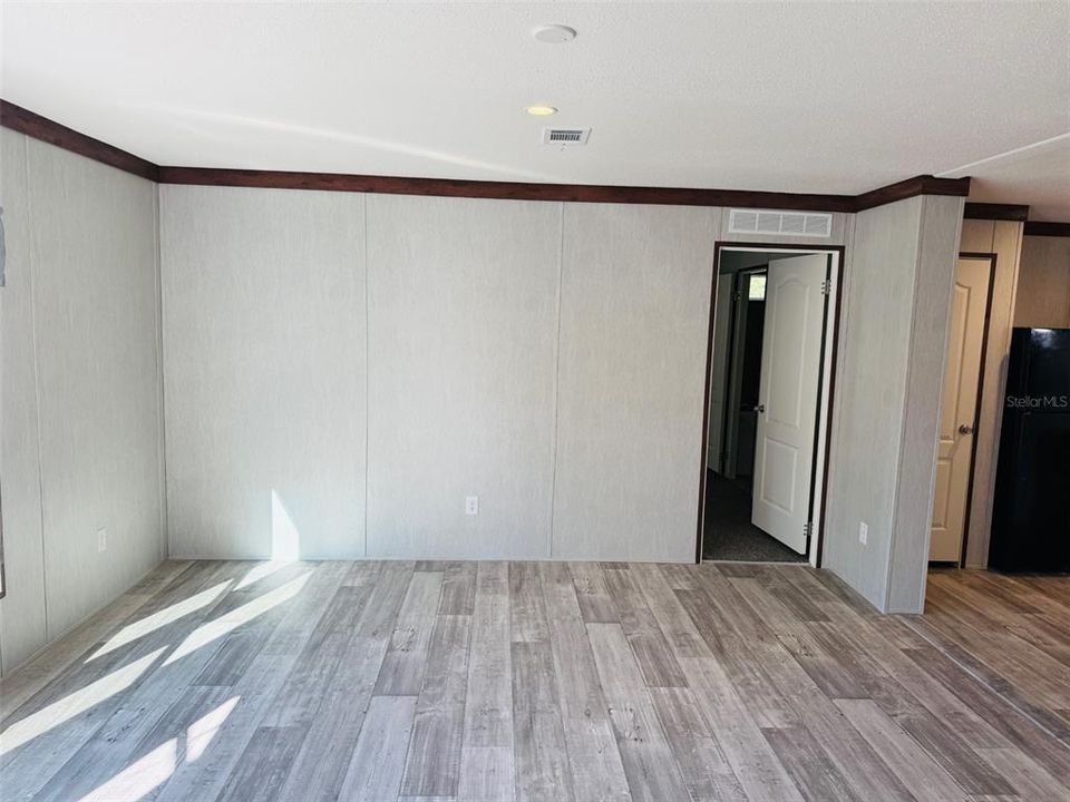 На продажу: $249,900 (4 спален, 2 ванн, 1525 Квадратных фут)