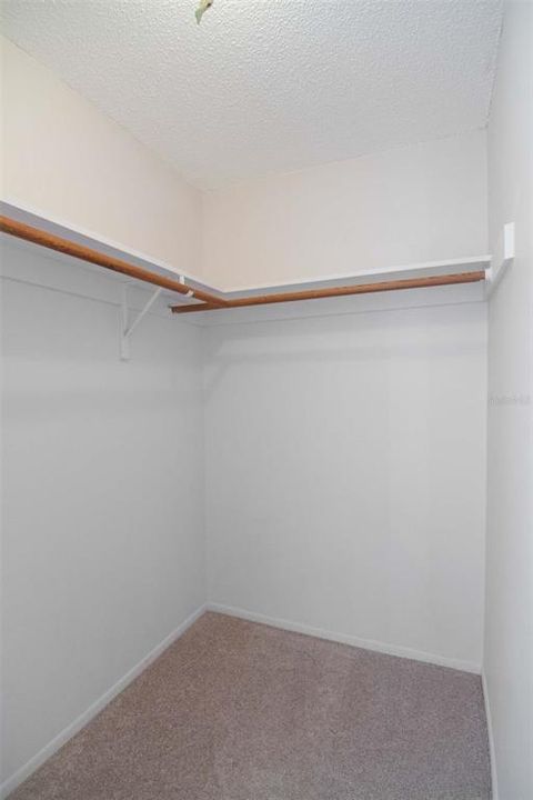 En Renta: $2,295 (2 camas, 2 baños, 1259 Pies cuadrados)