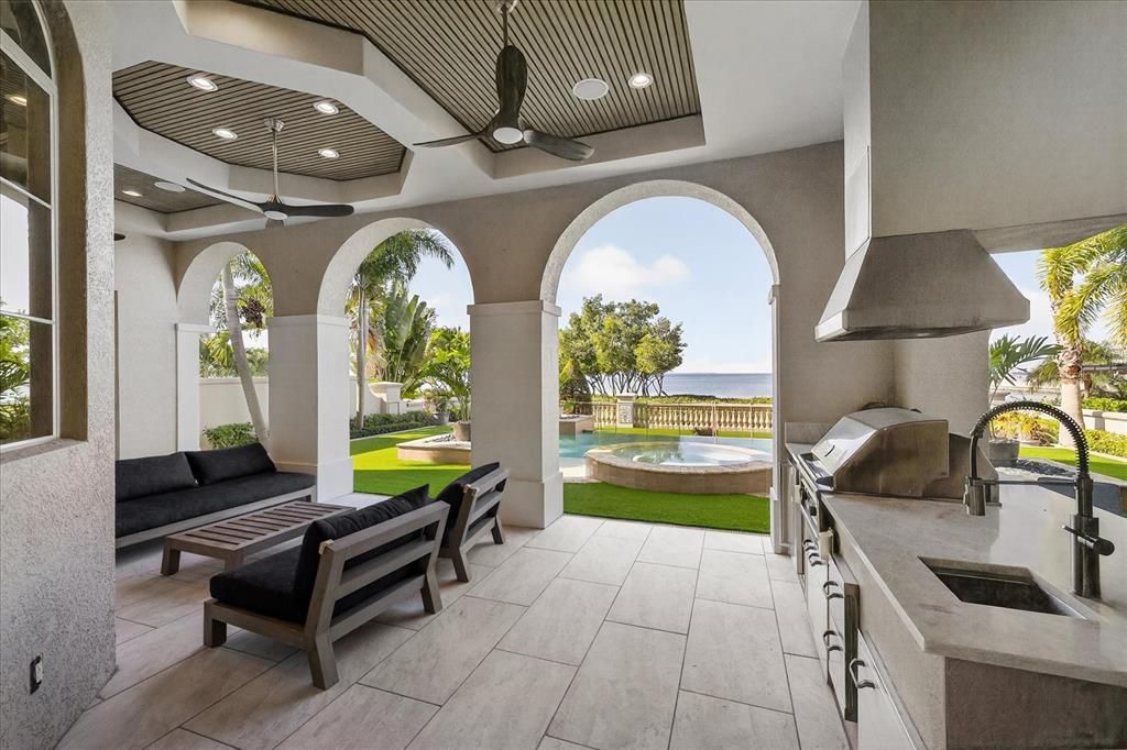 待售: $4,500,000 (5 贝兹, 6 浴室, 6517 平方英尺)