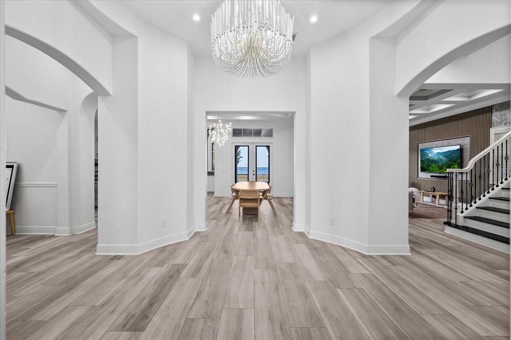 待售: $4,500,000 (5 贝兹, 6 浴室, 6517 平方英尺)