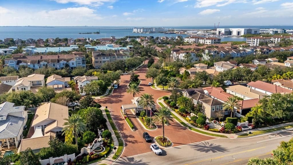 待售: $4,500,000 (5 贝兹, 6 浴室, 6517 平方英尺)