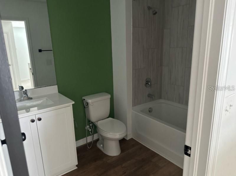 For Sale: $365,000 (5 beds, 3 baths, 2251 Square Feet)