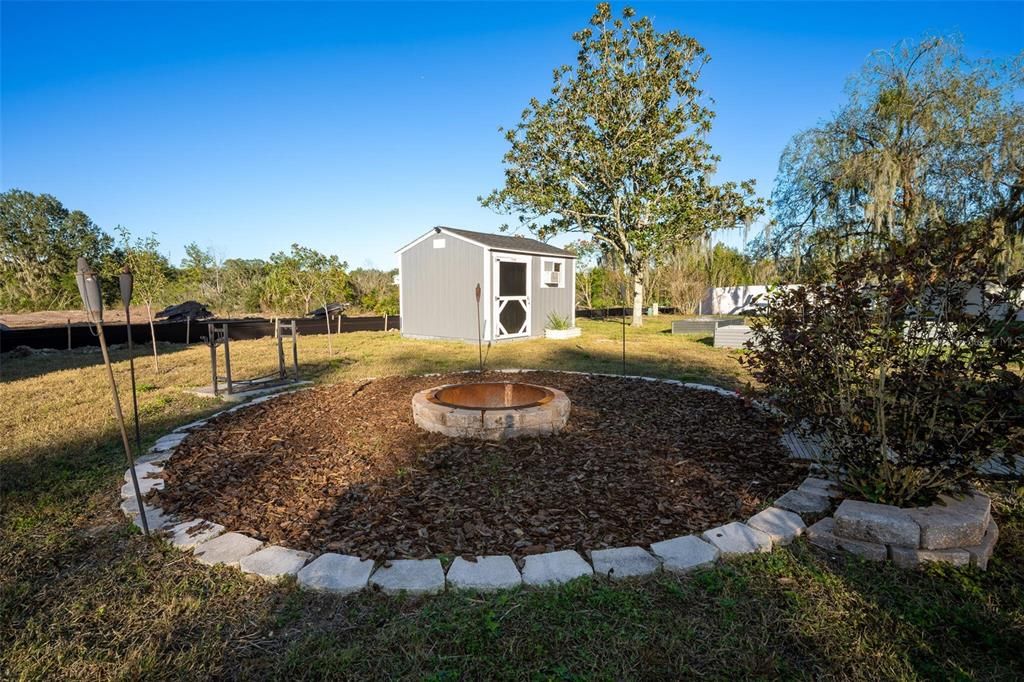 For Sale: $580,000 (4 beds, 2 baths, 2610 Square Feet)