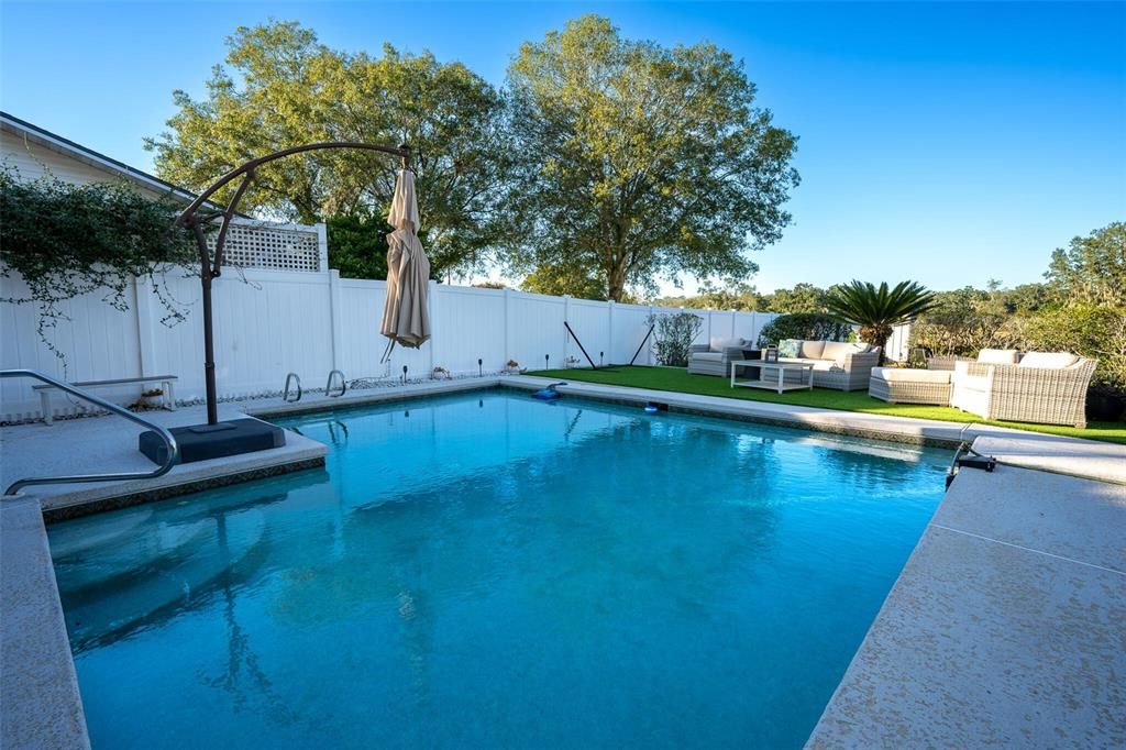 For Sale: $580,000 (4 beds, 2 baths, 2610 Square Feet)