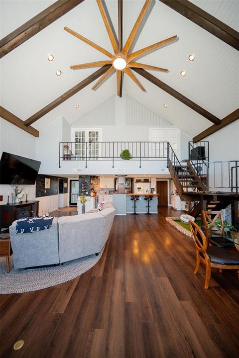 For Sale: $580,000 (4 beds, 2 baths, 2610 Square Feet)