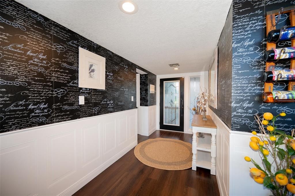 For Sale: $580,000 (4 beds, 2 baths, 2610 Square Feet)