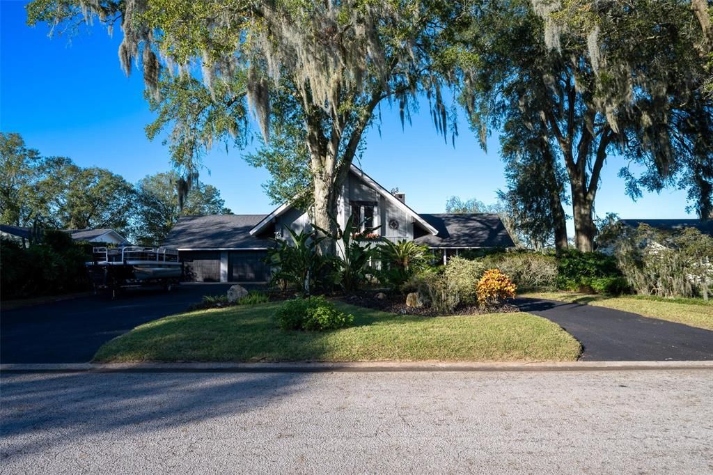 На продажу: $580,000 (4 спален, 2 ванн, 2610 Квадратных фут)