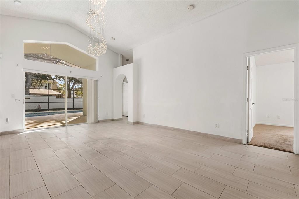 For Sale: $415,000 (4 beds, 3 baths, 1778 Square Feet)