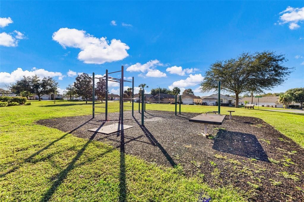 For Sale: $415,000 (4 beds, 3 baths, 1778 Square Feet)