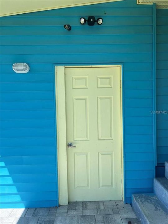 待售: $209,000 (1 贝兹, 1 浴室, 484 平方英尺)