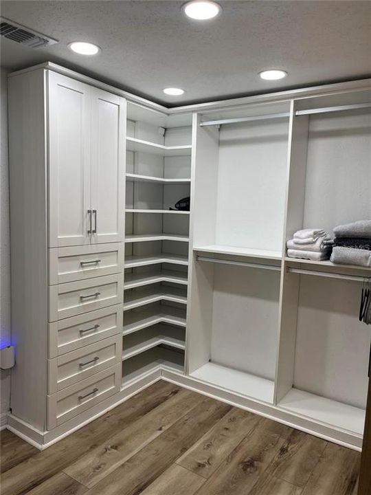 待售: $209,000 (1 贝兹, 1 浴室, 484 平方英尺)