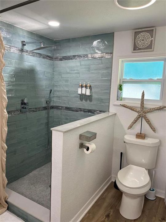 待售: $209,000 (1 贝兹, 1 浴室, 484 平方英尺)