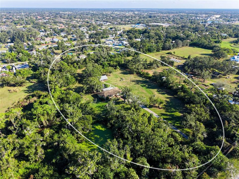 For Sale: $2,350,000 (3 beds, 2 baths, 1954 Square Feet)