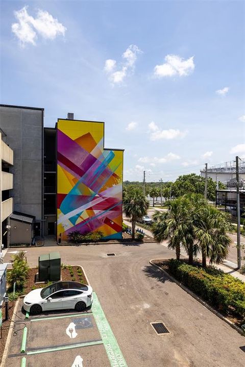 出租: $3,100 (2 贝兹, 2 浴室, 1038 平方英尺)