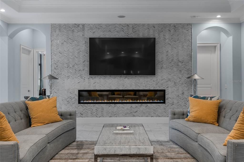 待售: $2,500,000 (6 贝兹, 6 浴室, 5798 平方英尺)