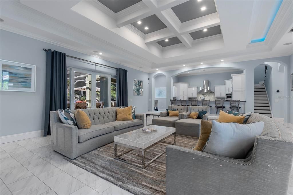 待售: $2,500,000 (6 贝兹, 6 浴室, 5798 平方英尺)