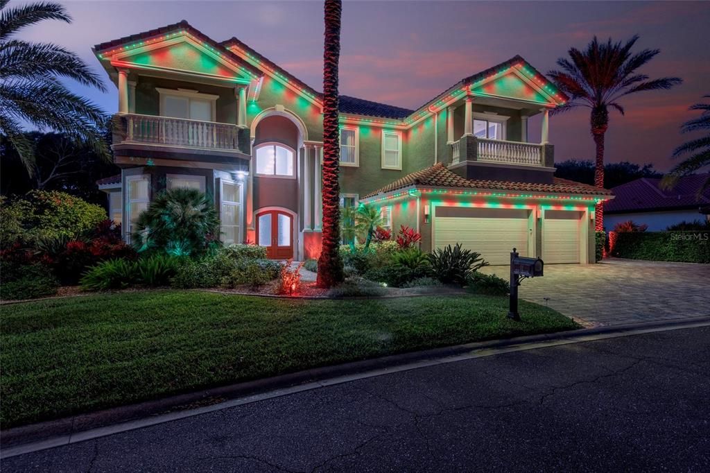 待售: $2,500,000 (6 贝兹, 6 浴室, 5798 平方英尺)