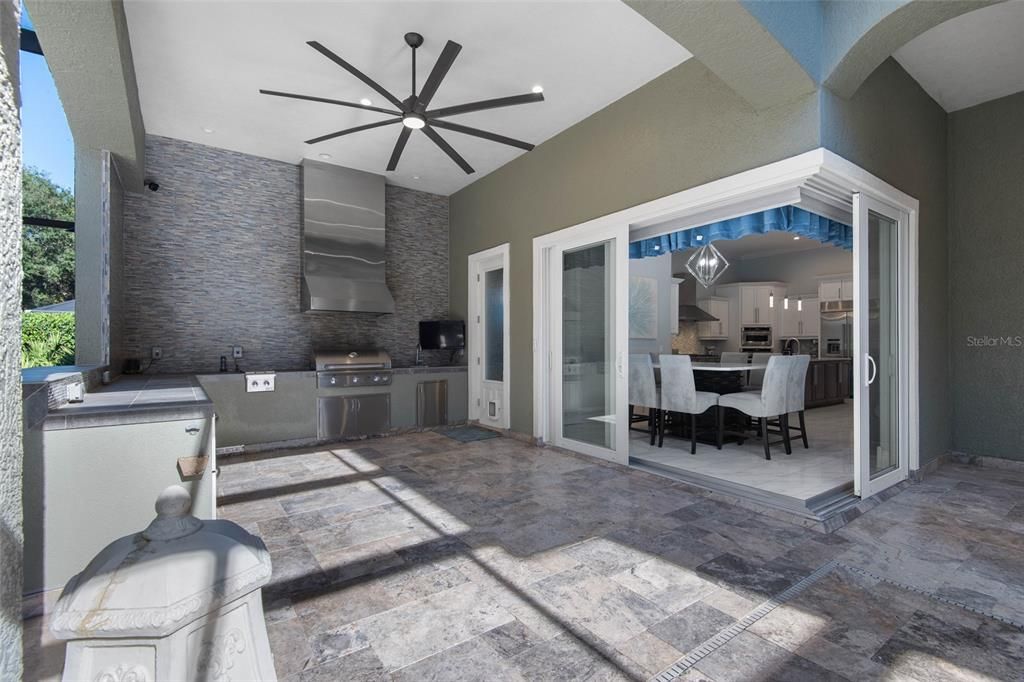 待售: $2,500,000 (6 贝兹, 6 浴室, 5798 平方英尺)