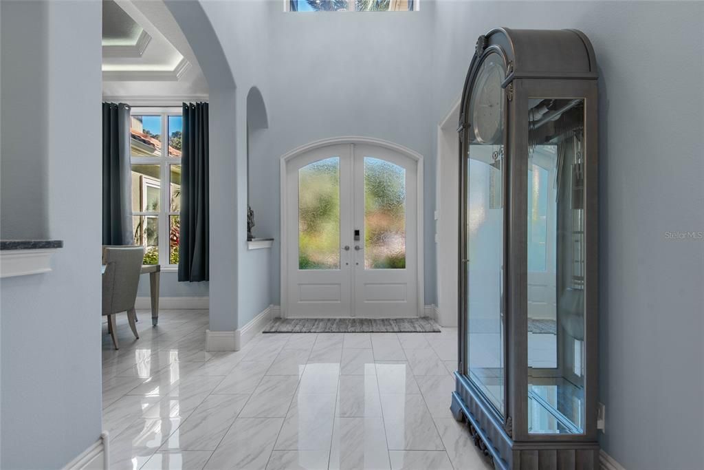 待售: $2,500,000 (6 贝兹, 6 浴室, 5798 平方英尺)