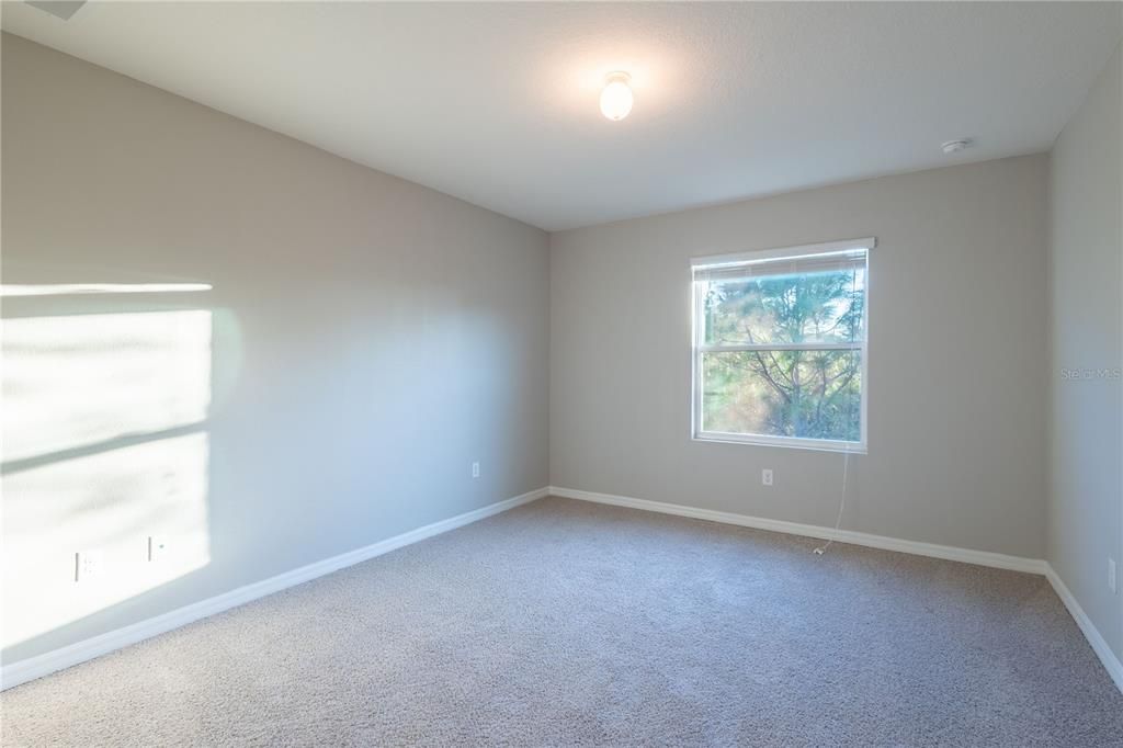 В аренду: $2,100 (3 спален, 2 ванн, 1785 Квадратных фут)