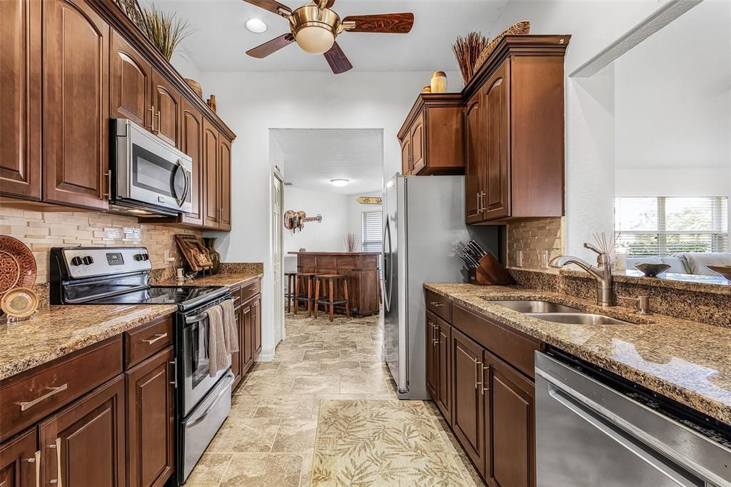 待售: $479,000 (2 贝兹, 2 浴室, 1440 平方英尺)