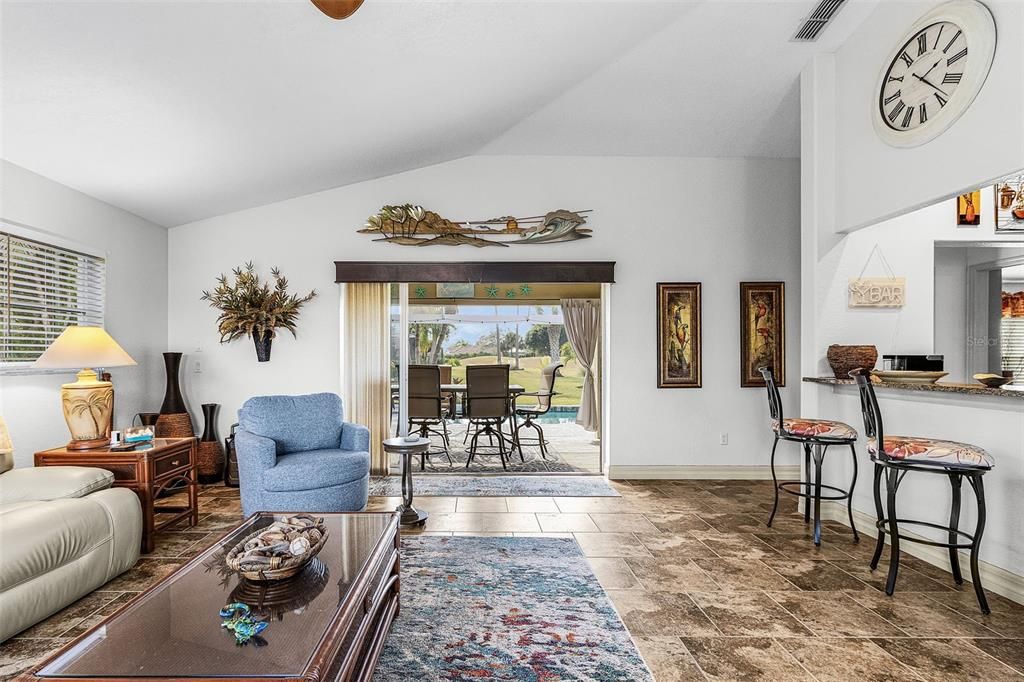 待售: $479,000 (2 贝兹, 2 浴室, 1440 平方英尺)