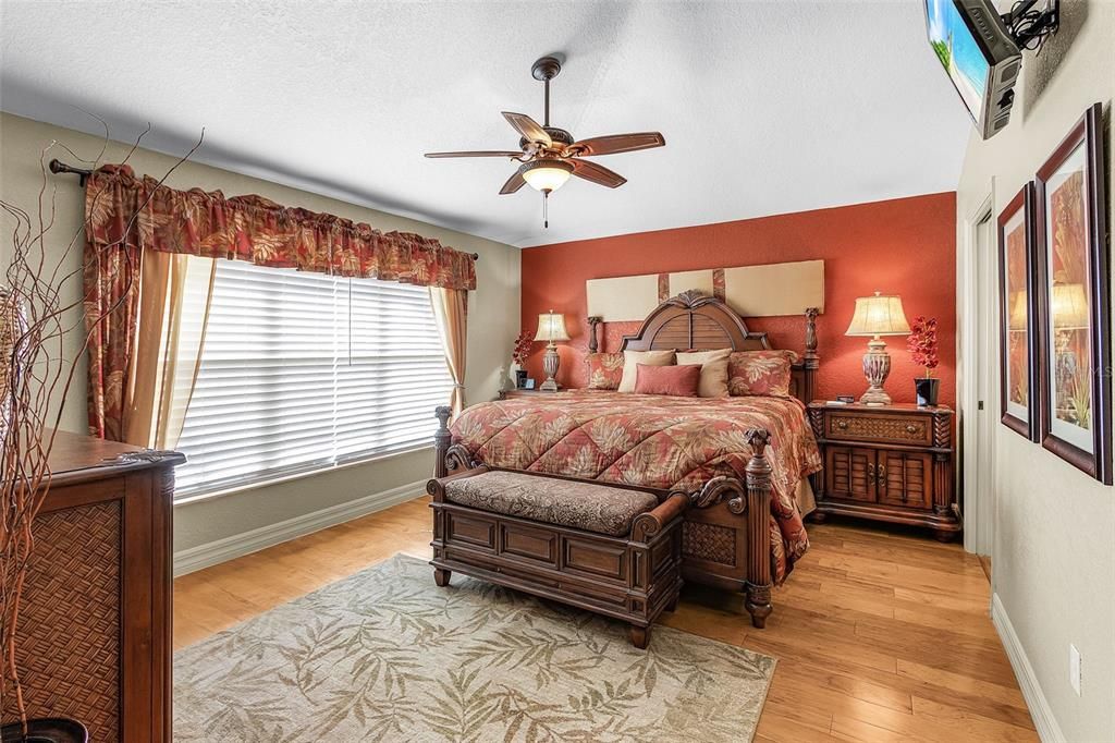 待售: $479,000 (2 贝兹, 2 浴室, 1440 平方英尺)