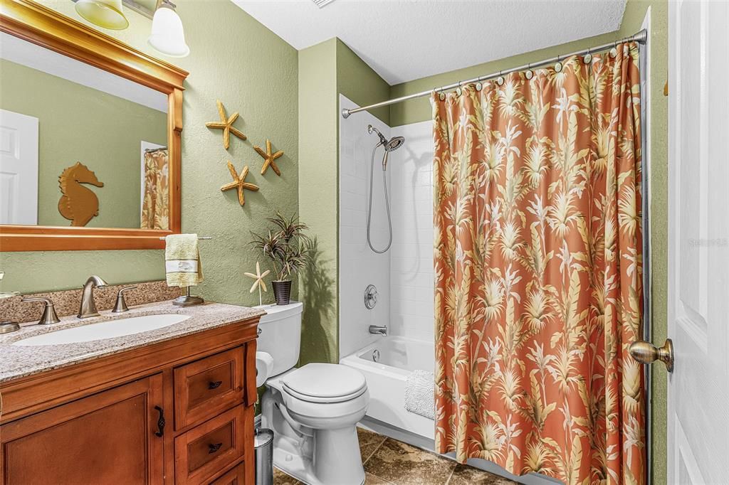 待售: $479,000 (2 贝兹, 2 浴室, 1440 平方英尺)