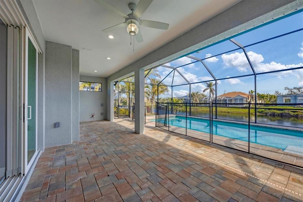 В аренду: $3,000 (3 спален, 2 ванн, 2170 Квадратных фут)